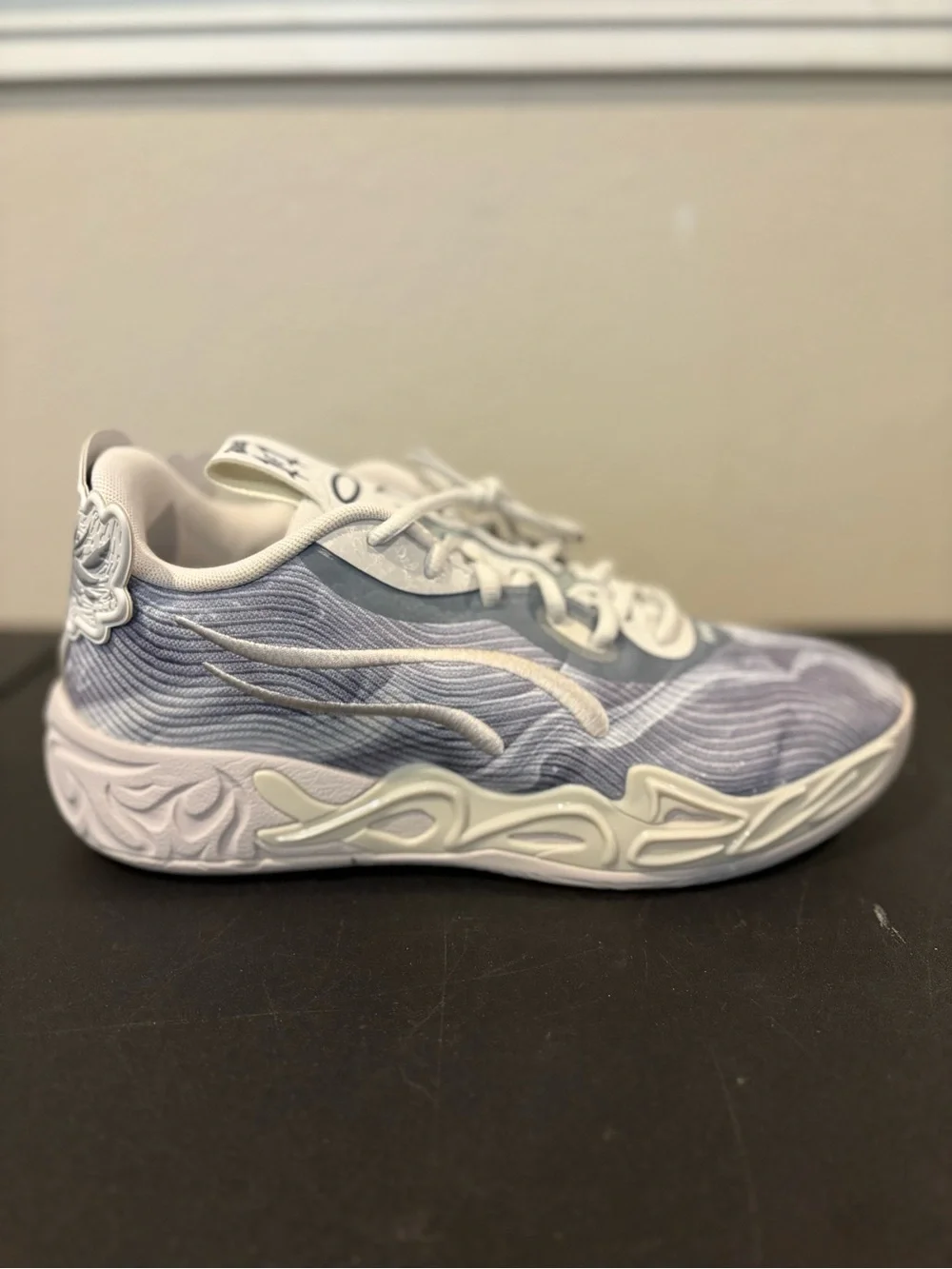 Puma Lamelo Ball MB.04 Lo Team 312174-03 Feather Grey Basketball Shoe Mens Sz 9